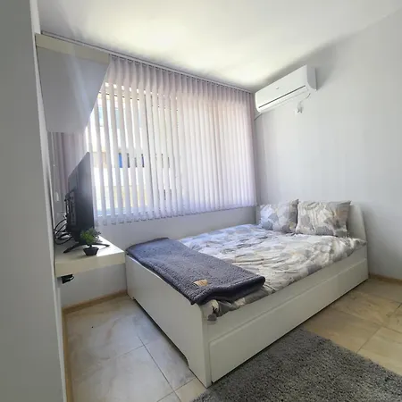 Downtown Apartment Varna Exterior photo